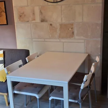 Typique Au Coeur Du Vieux Тур